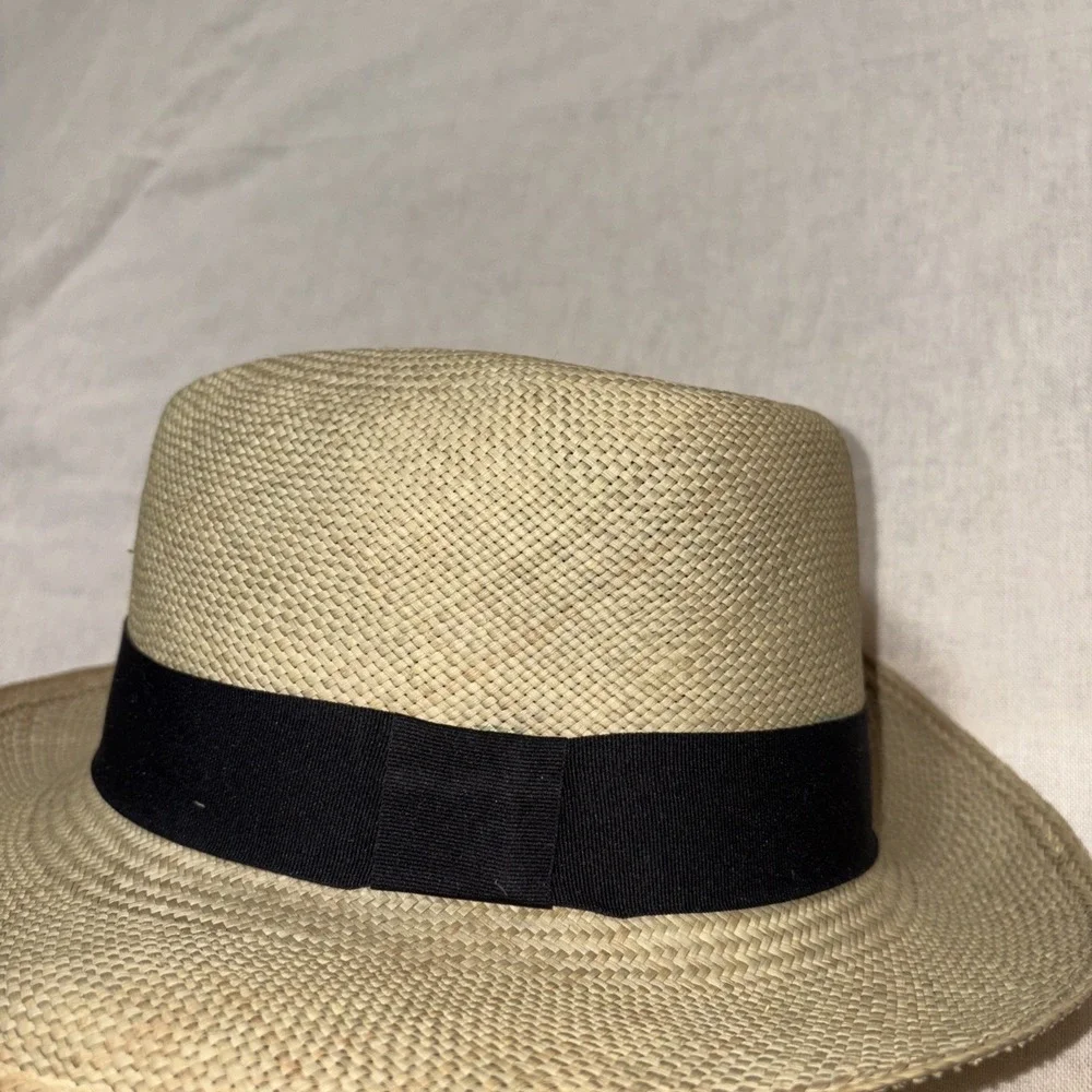 Genuine Montecristi Fedora Hat Size 56 Avocado Green Straw Ecuador Panama UNESCO